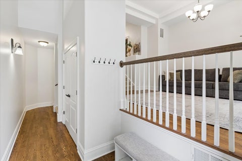 Tiny photo for 195 N Hickory Avenue, Arlington Heights, IL 60004 (MLS # 12763592)