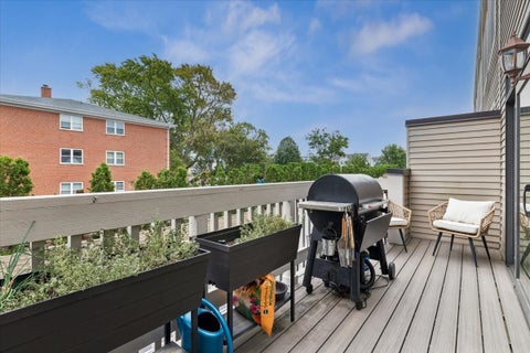 Tiny photo for 195 N Hickory Avenue, Arlington Heights, IL 60004 (MLS # 12763592)