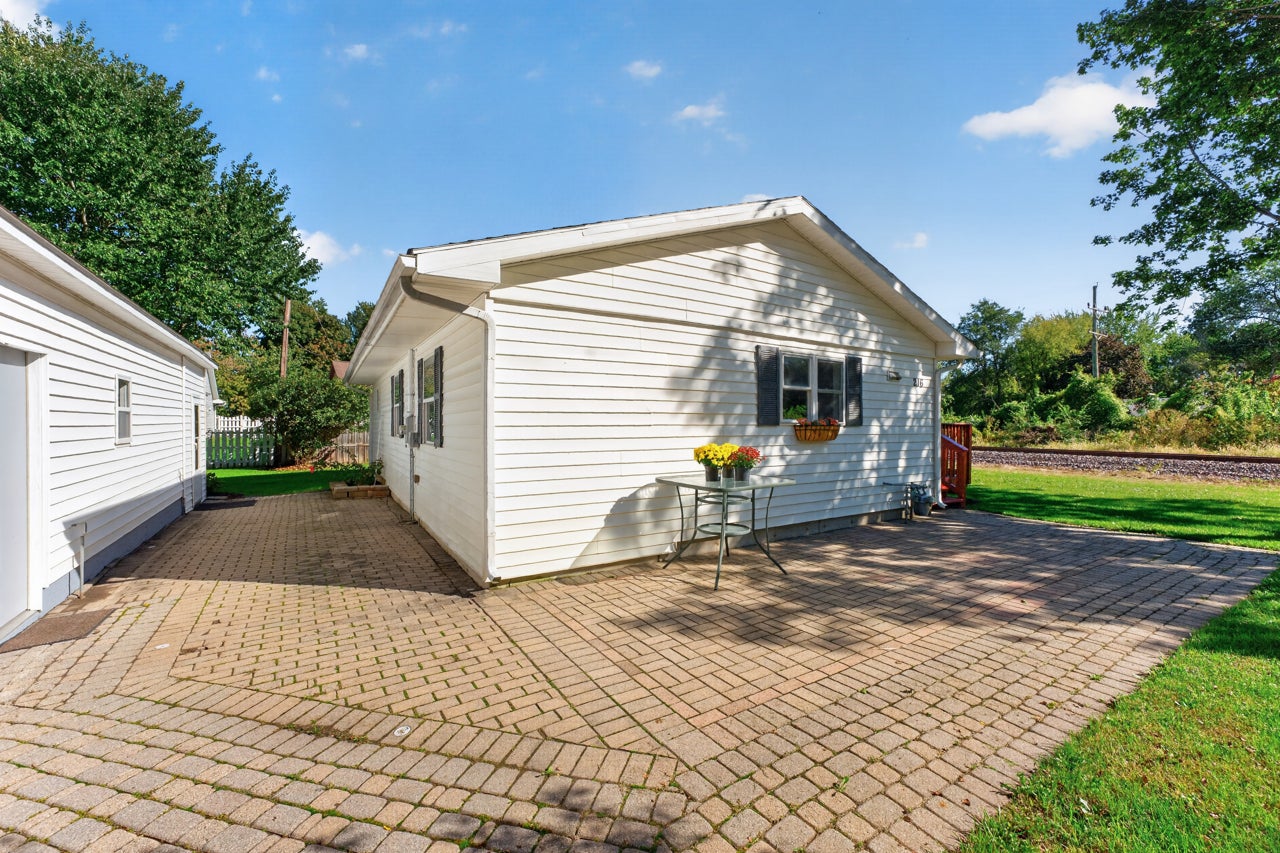 216 9th Avenue