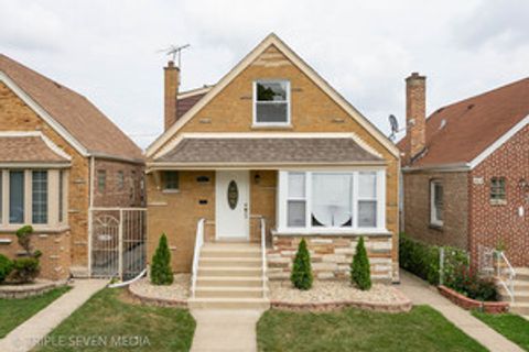 Photo of 6813 S Keeler Avenue, Chicago, IL 60629 (MLS # 12556855)