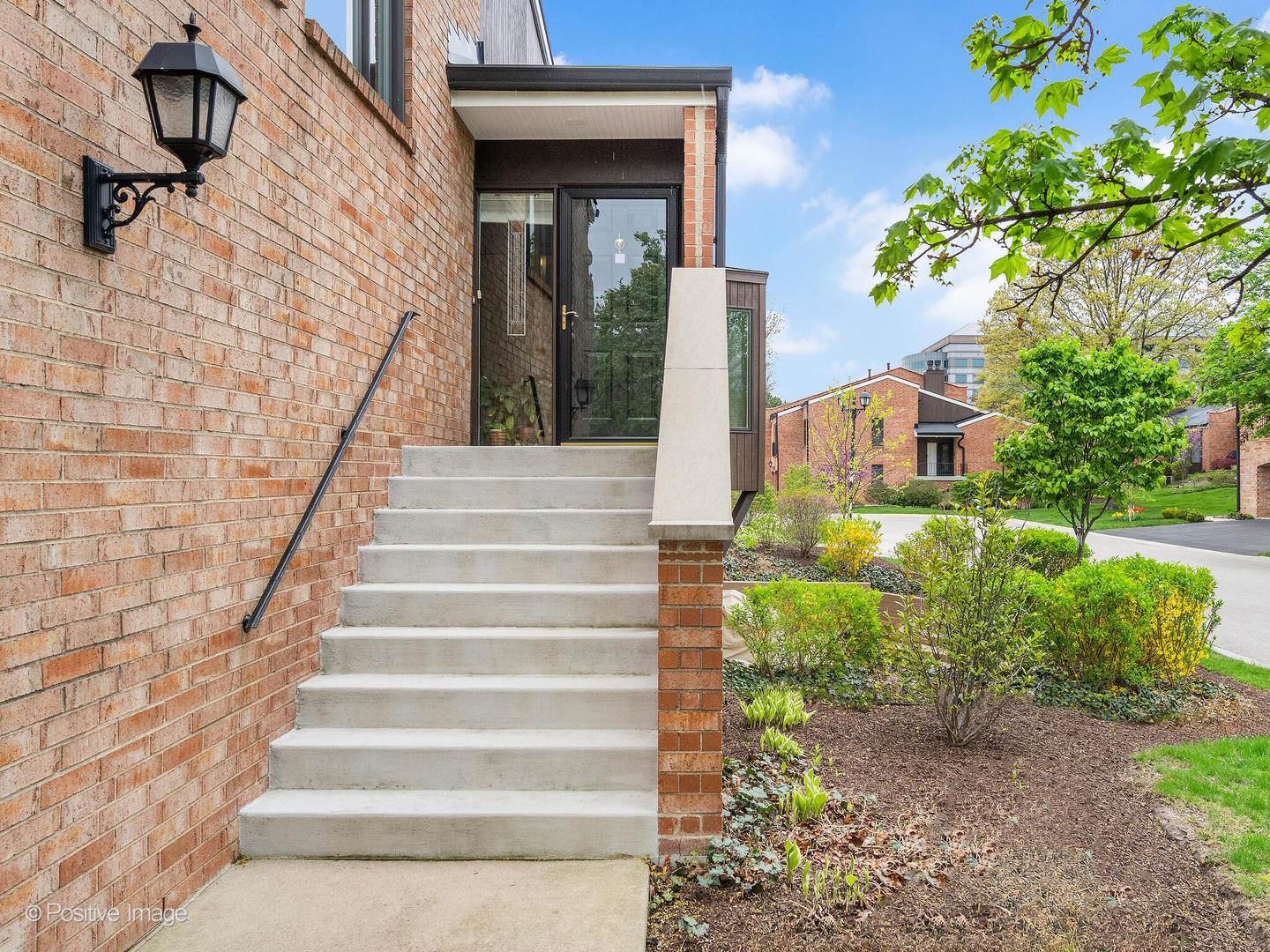 2S764 Jamestown Trail 764