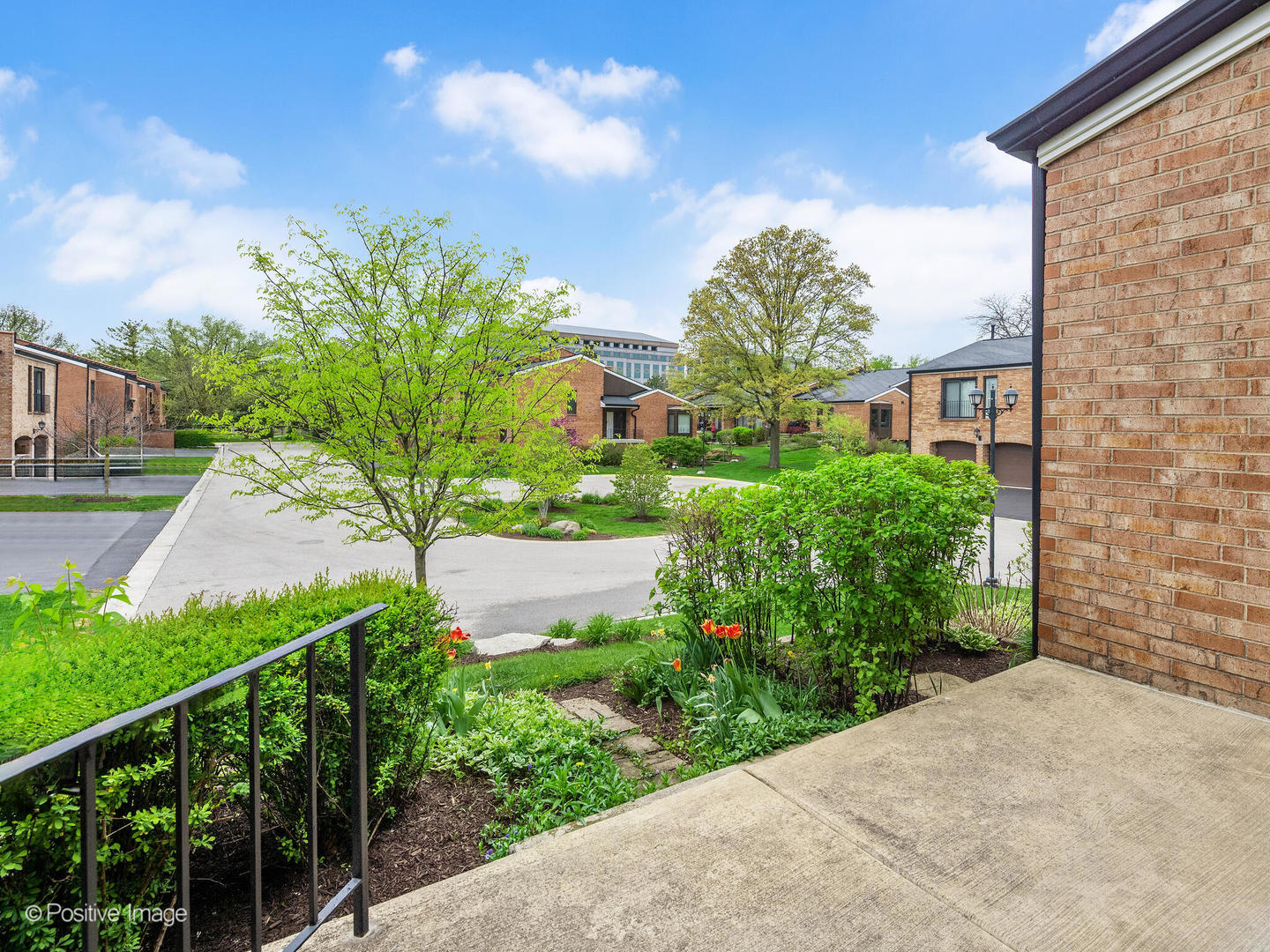 2S764 Jamestown Trail 764