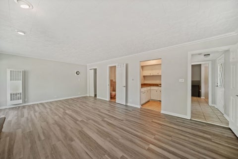 Tiny photo for 2607 Mayfair Avenue, Westchester, IL 60154 (MLS # 12744107)