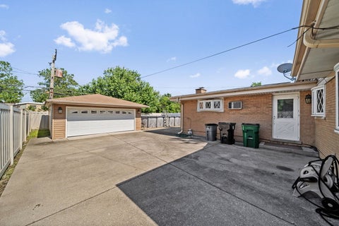 Tiny photo for 2607 Mayfair Avenue, Westchester, IL 60154 (MLS # 12744107)
