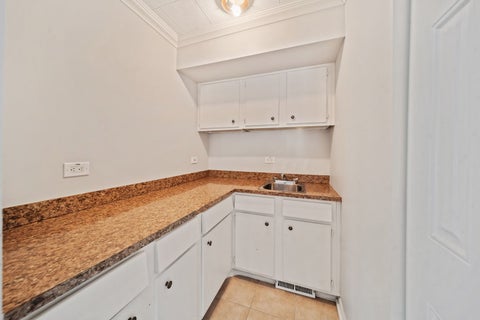Tiny photo for 2607 Mayfair Avenue, Westchester, IL 60154 (MLS # 12744107)