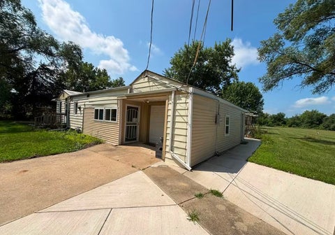 Tiny photo for 800 Lavern Avenue, Machesney Park, IL 61115 (MLS # 12739680)