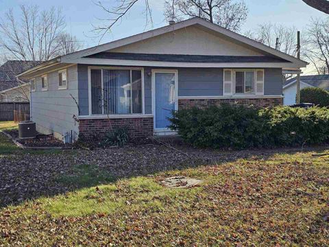 Tiny photo for 302 Marteeny, Mt Vernon, IL 62864 (MLS # 100000245)