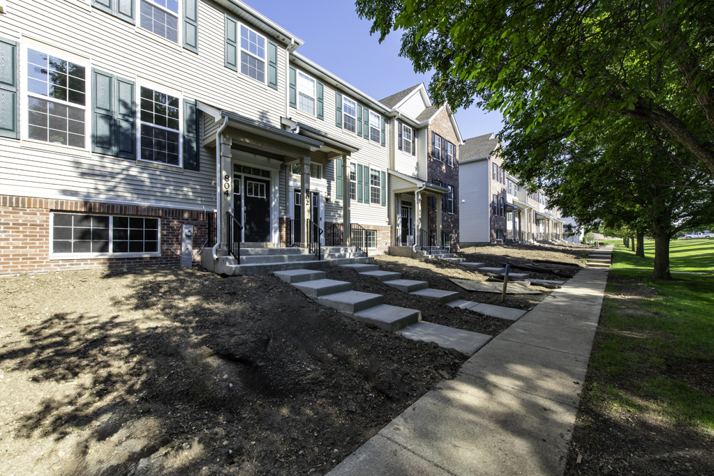 804 Neubauer Circle