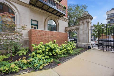Tiny photo for 1439 S Michigan Avenue #108, Chicago, IL 60605 (MLS # 12724137)