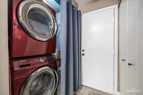 Tiny photo for 1325 Gloucester Circle, Carol Stream, IL 60188 (MLS # 12588298)