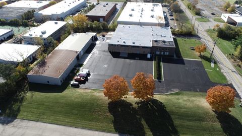 28041 N Bradley Road Lake Forest IL 60045