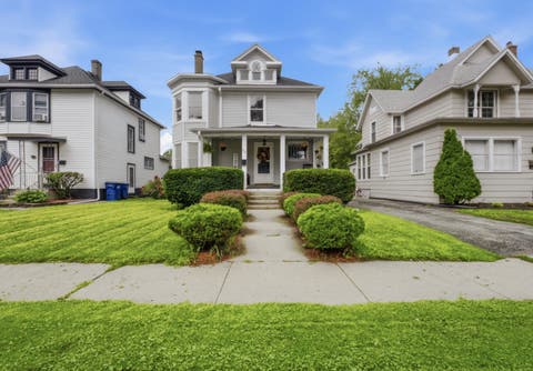 Photo of 818 HICKORY Street, Waukegan, IL 60085 (MLS # 12734943)