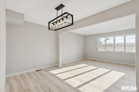 Tiny photo for 3750 EASTWOOD Court, Bettendorf, IA 52722 (MLS # QC4270025)