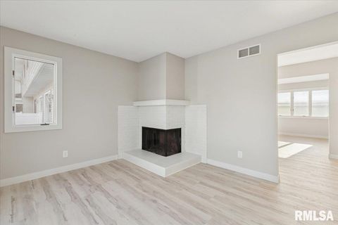 Tiny photo for 3750 EASTWOOD Court, Bettendorf, IA 52722 (MLS # QC4270025)