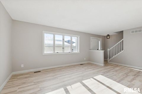 Tiny photo for 3750 EASTWOOD Court, Bettendorf, IA 52722 (MLS # QC4270025)