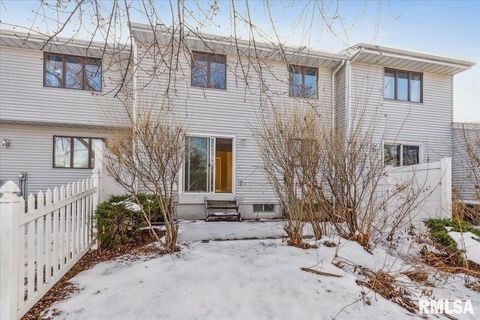 Tiny photo for 3750 EASTWOOD Court, Bettendorf, IA 52722 (MLS # QC4270025)