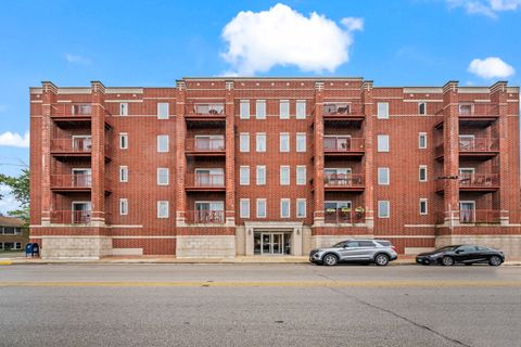 Photo of 6238 W 26TH Street #202, Berwyn, IL 60402 (MLS # 12458277)