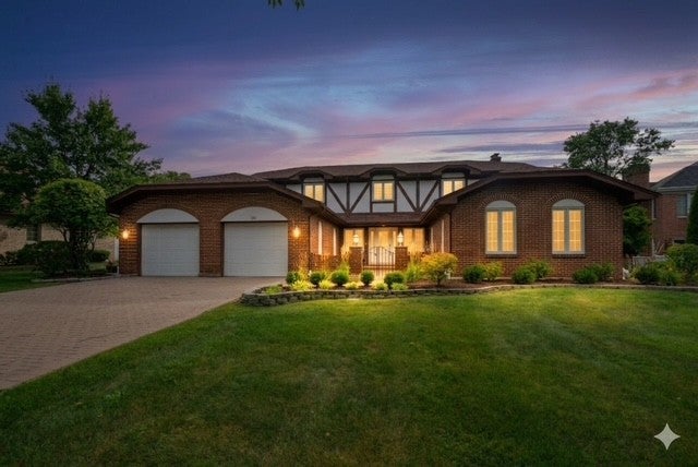 521 Forest Mews Drive