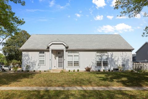 Tiny photo for 1601 Newgate Court, Gurnee, IL 60031 (MLS # 12490120)