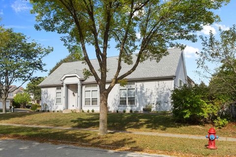 Tiny photo for 1601 Newgate Court, Gurnee, IL 60031 (MLS # 12490120)