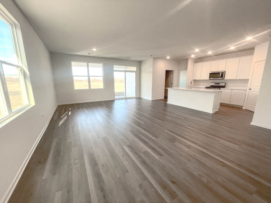 1276 Wild Tulip Circle