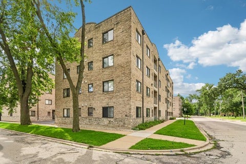 Photo of 7335 OAKWOOD Avenue #2F, Lyons, IL 60534 (MLS # 12778576)