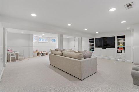 Tiny photo for 174 Woodland Avenue, Winnetka, IL 60093 (MLS # 12594627)