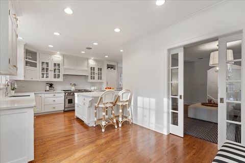 Tiny photo for 174 Woodland Avenue, Winnetka, IL 60093 (MLS # 12594627)