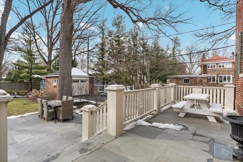 Tiny photo for 174 Woodland Avenue, Winnetka, IL 60093 (MLS # 12594627)