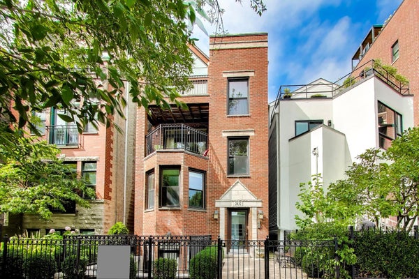 2032 N BURLING ST APT 3, CHICAGO, IL 60614 - Image 2bbe87ed65d5da159b52fcce0f1d01f3/265639866