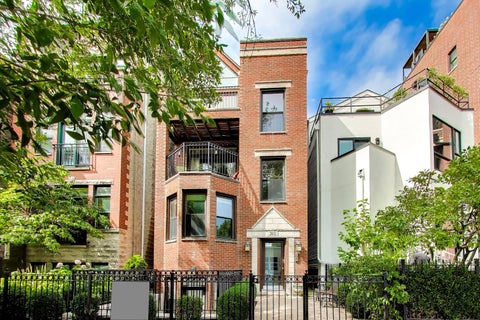 Photo of 2032 N BURLING Street #3, Chicago, IL 60614 (MLS # 12737524)