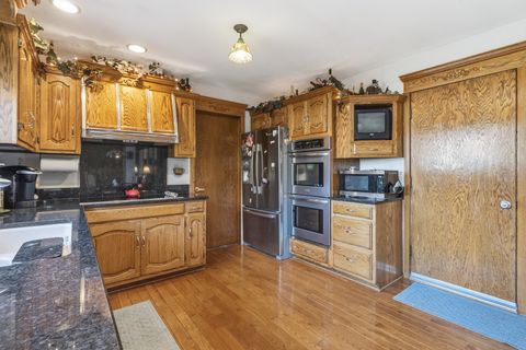 Tiny photo for 901 Saint Andrews Way, Frankfort, IL 60423 (MLS # 12586325)