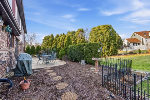 Tiny photo for 901 Saint Andrews Way, Frankfort, IL 60423 (MLS # 12586325)