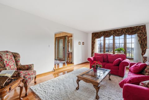 Tiny photo for 901 Saint Andrews Way, Frankfort, IL 60423 (MLS # 12586325)