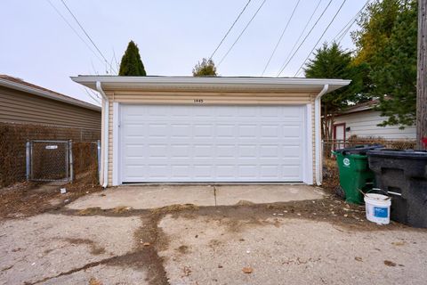 Tiny photo for 1445 East Avenue, Berwyn, IL 60402 (MLS # 12560318)