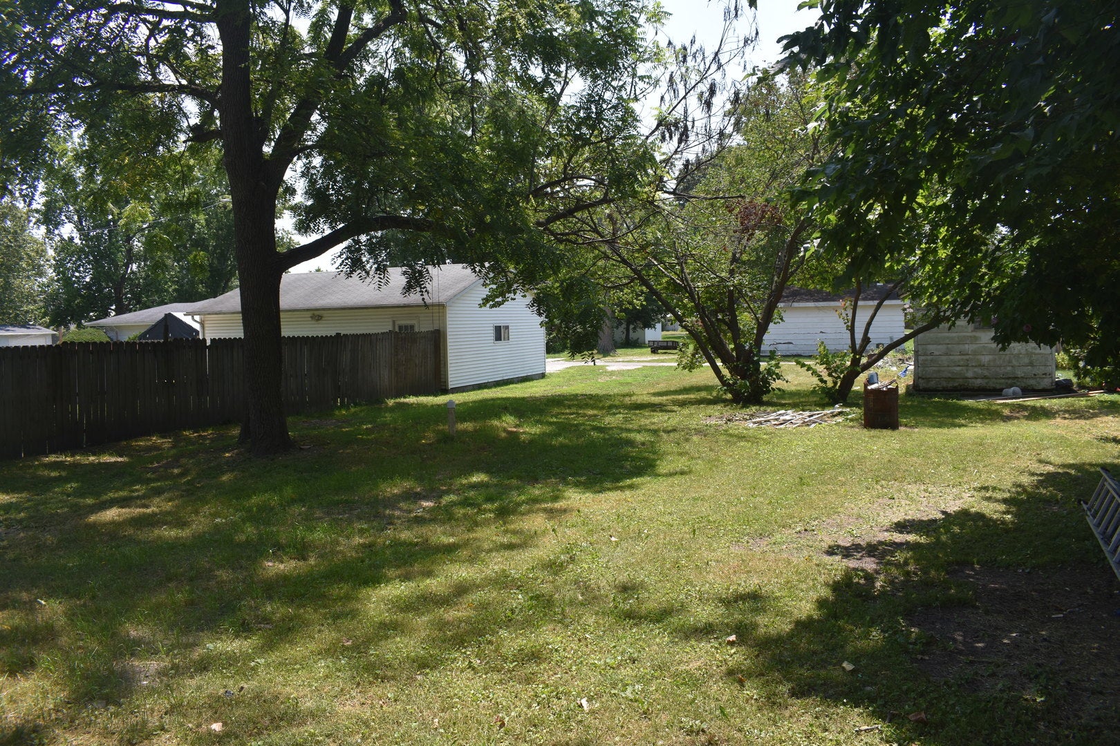 415 W Main