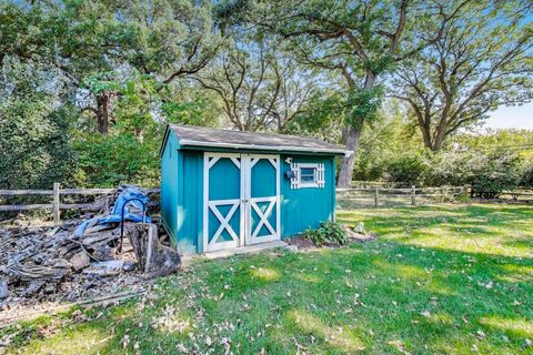 Tiny photo for 1121 Forest Drive, Elgin, IL 60123 (MLS # 12485336)