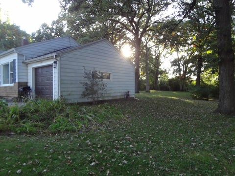 Tiny photo for 22206 N Kelsey Road, Lake Barrington, IL 60010 (MLS # 12780880)
