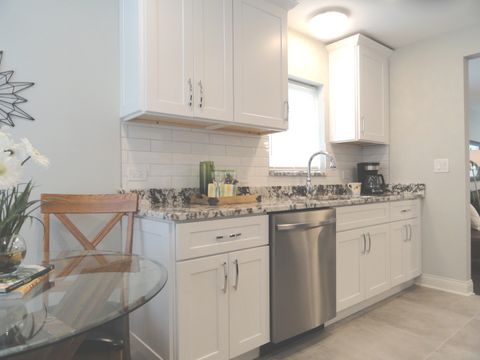 Tiny photo for 3136 Cuyler Avenue, Berwyn, IL 60402 (MLS # 12576276)