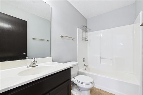 Tiny photo for 607 Clayton Circle #607, Sycamore, IL 60178 (MLS # 12510898)