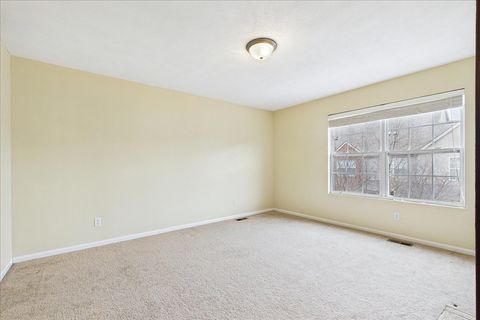 Tiny photo for 607 Clayton Circle #607, Sycamore, IL 60178 (MLS # 12510898)