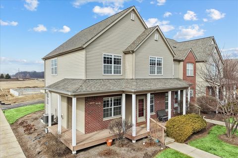 Photo of 607 Clayton Circle #607, Sycamore, IL 60178 (MLS # 12510898)