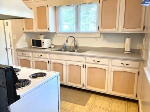 Tiny photo for 1316 6th Avenue, Sterling, IL 61081 (MLS # 12473149)