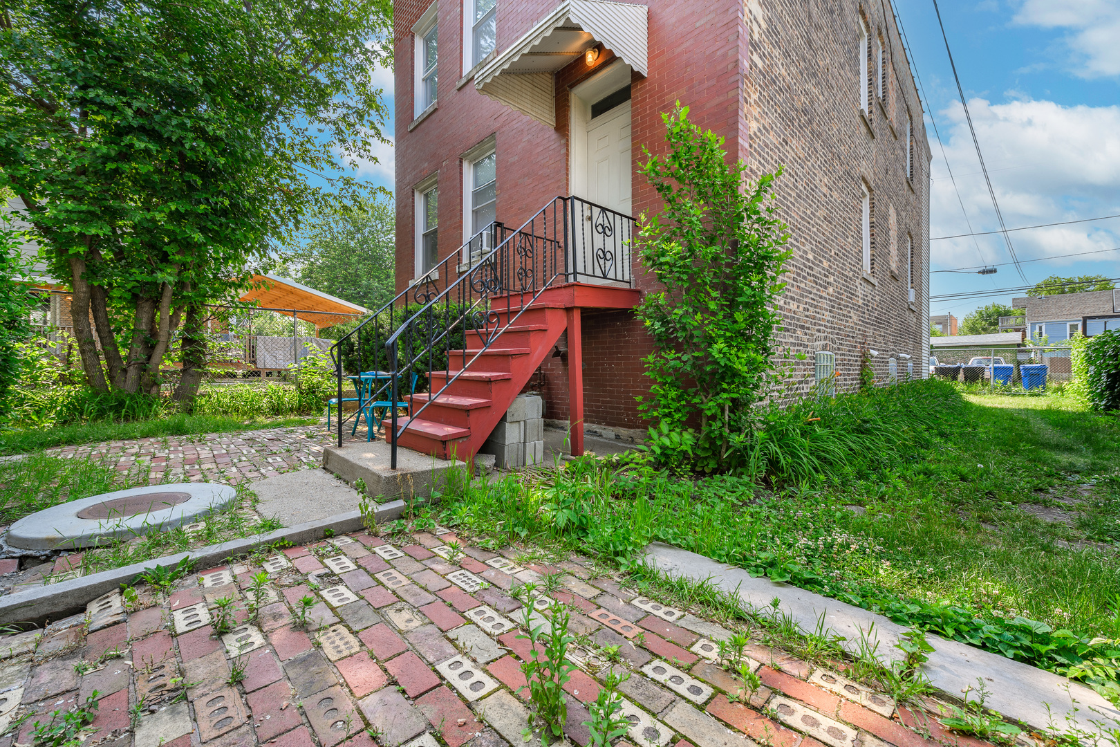 3521 W Cortland Street 1R