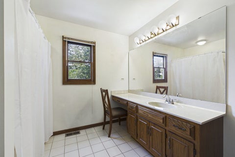 Tiny photo for 428 Lindley Avenue, Westmont, IL 60559 (MLS # 12657301)