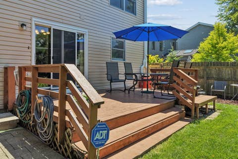 Tiny photo for 428 Lindley Avenue, Westmont, IL 60559 (MLS # 12657301)