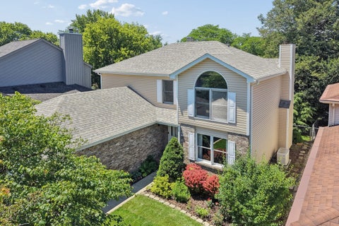 Photo of 428 Lindley Avenue, Westmont, IL 60559 (MLS # 12657301)