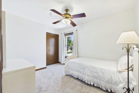 Tiny photo for 428 Lindley Avenue, Westmont, IL 60559 (MLS # 12657301)