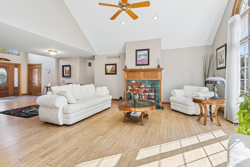 1241 ILLINI Drive