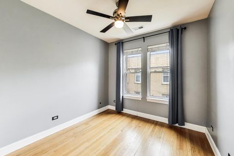 Tiny photo for 6813 N Lakewood Avenue #3W, Chicago, IL 60626 (MLS # 12641916)